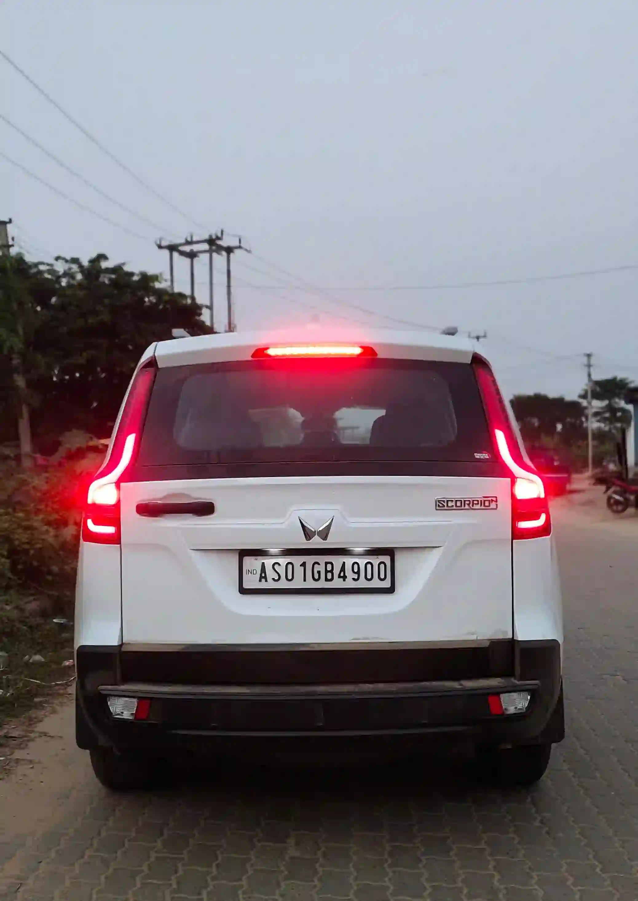 Mahindra Scorpio N – self drive rental in Guwahati, photo 2
