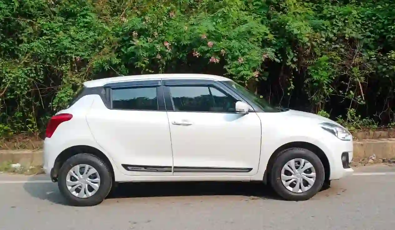 Swift 2023 VXI – self drive rental in Guwahati, photo 3