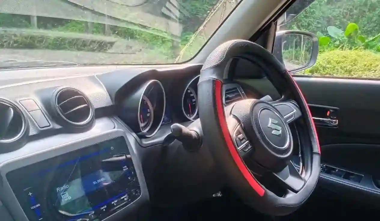 Swift 2023 VXI – self drive rental in Guwahati, photo 4