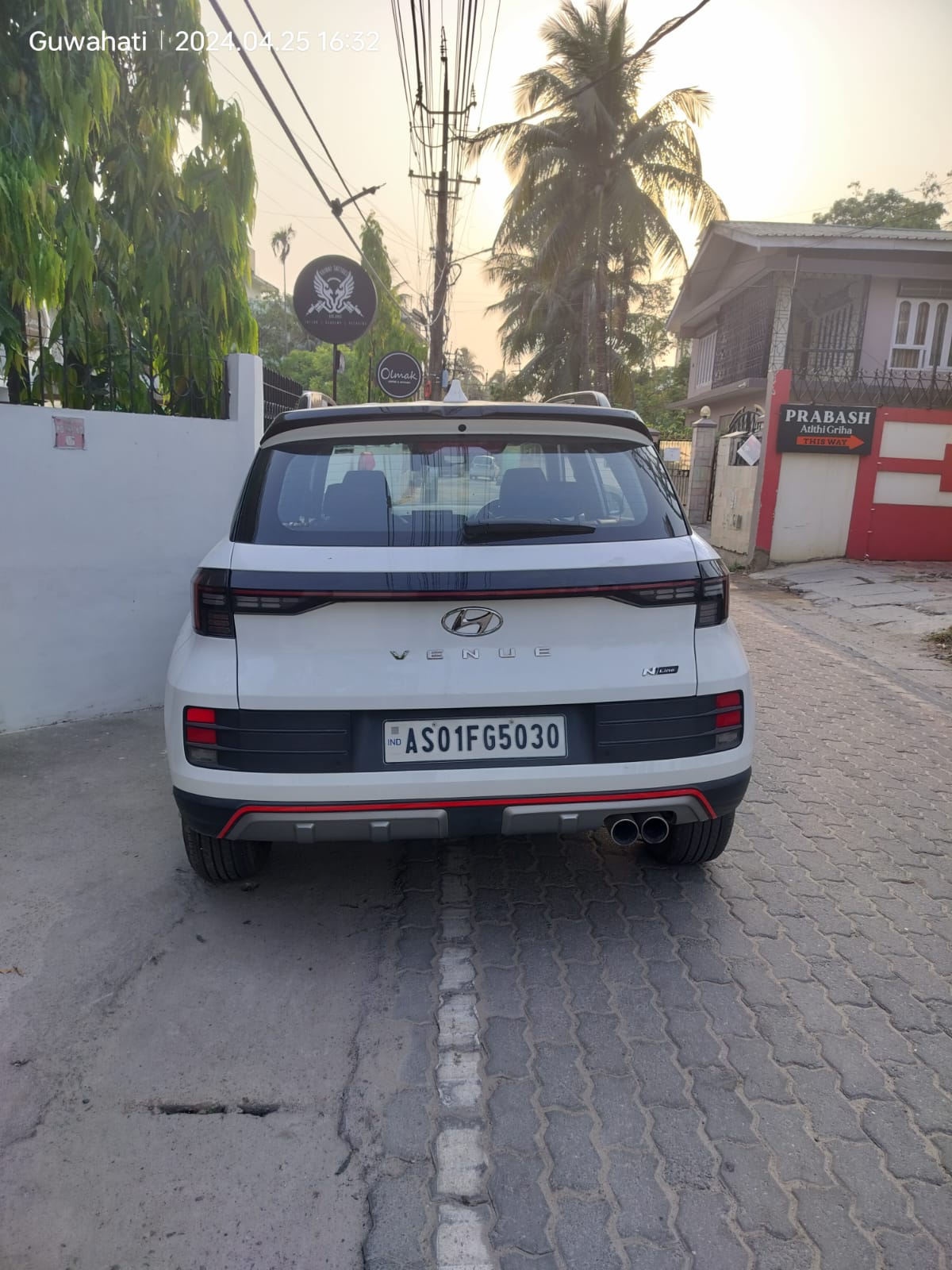 Hyundai Venue SX Automatic – self drive rental in Guwahati, photo 2