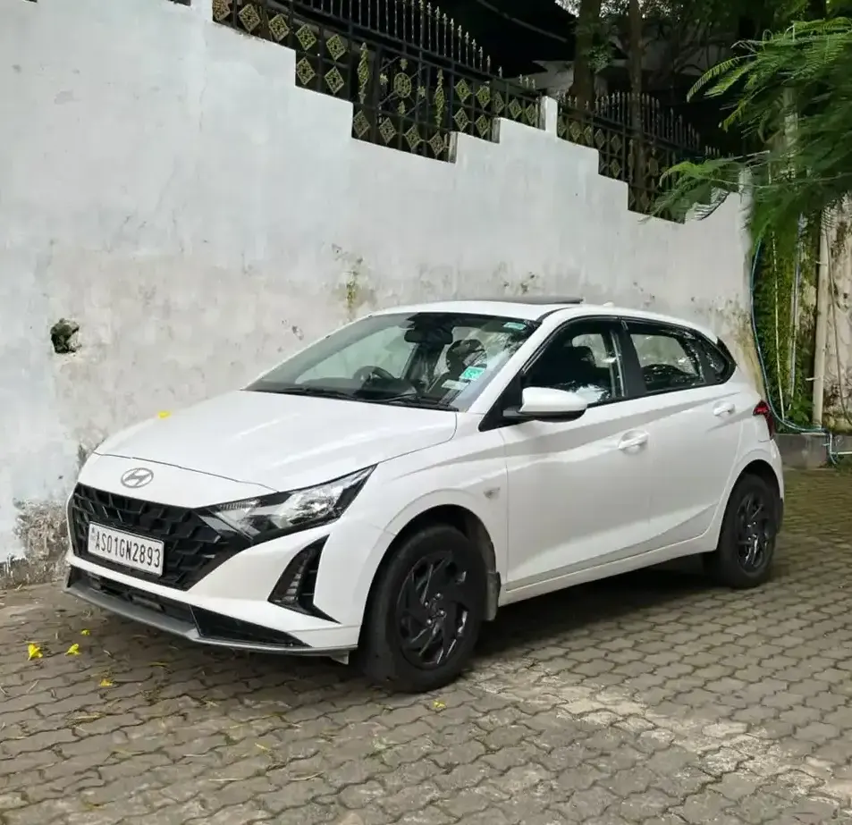 Hyundai i20 Magna 2026 – self drive rental in Guwahati
