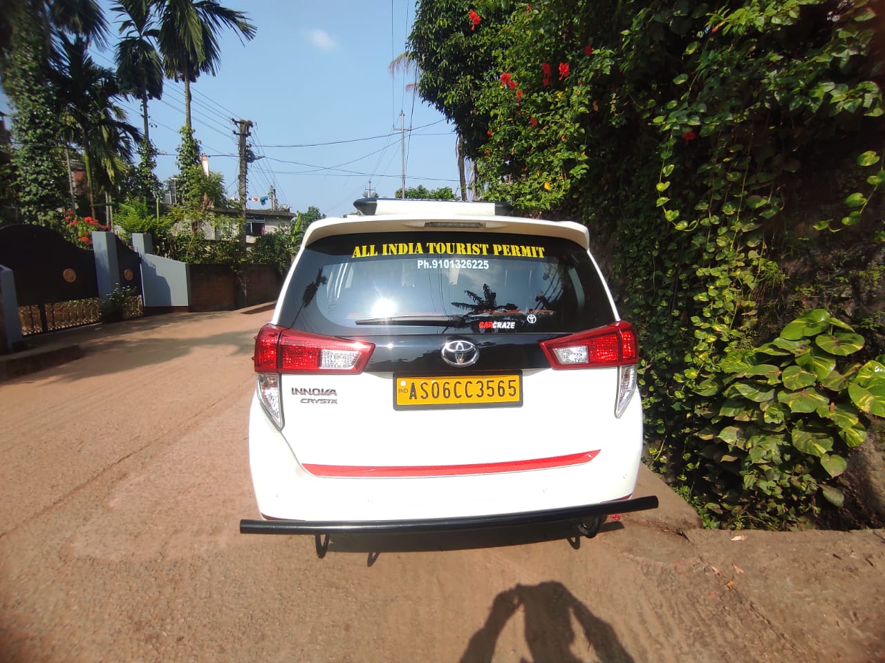 Toyota Innova Crysta with Driver – chauffeur-driven car hire in Guwahati, photo 4