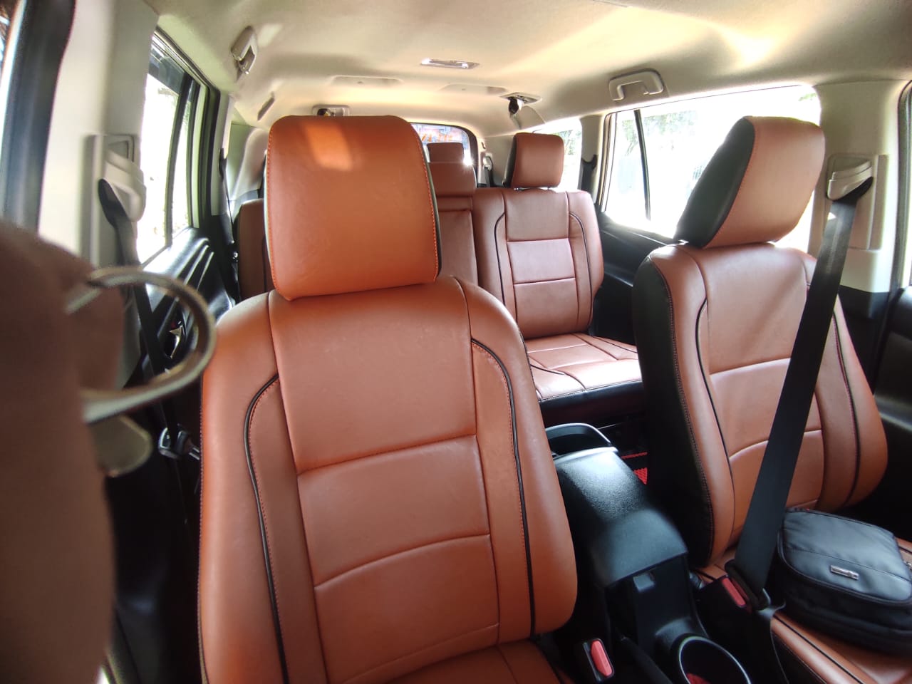 Toyota Innova Crysta with Driver – chauffeur-driven car hire in Guwahati, photo 2
